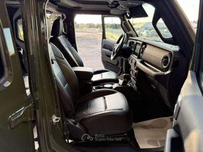 Jeep Wrangler Unlimited 2.0 PHEV ATX 4xe Sahara Verde usata Carovigno