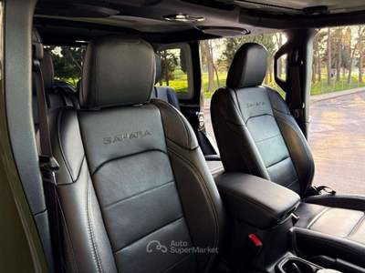 Jeep Wrangler Unlimited 2.0 PHEV ATX 4xe Sahara. Verde usata Carovigno