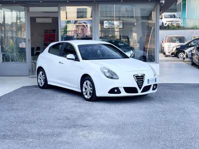 Alfa Romeo Giulietta Diesel 140CV E5 - 2011 Bianco usata Roma