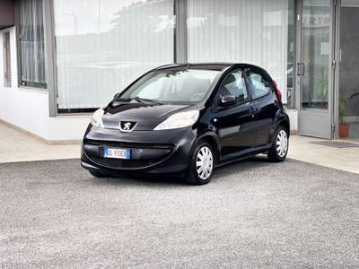 Peugeot 107 1.0 Benzina 68CV E4 Neo - 2007 Nero usata Roma