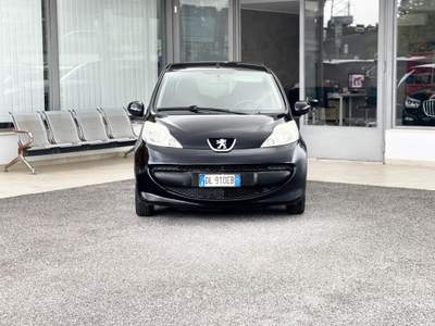Peugeot 107 1.0 Benzina 68CV E4 Neo - 2007 Nero usata Roma