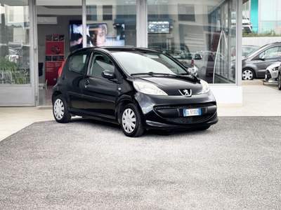 Peugeot 107 1.0 Benzina 68CV E4 Neo - 2007 Nero usata Roma