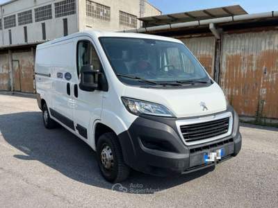 Peugeot Boxer 330 2.0 BlueHDi 130CV PC-TN Furgone Bianco usata Este