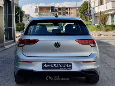 Volkswagen Golf 2.0 TDI 115CV SCR Life Grigio usata Trentola Ducenta