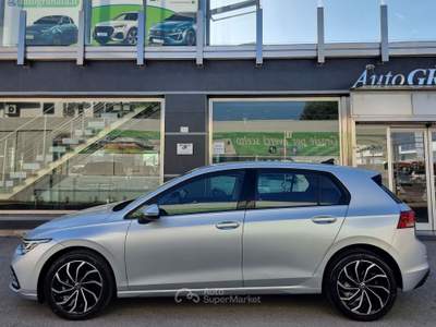 Volkswagen Golf 2.0 TDI 115CV SCR Life Grigio usata Trentola Ducenta