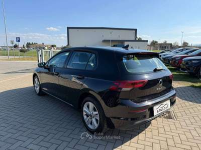 Volkswagen Golf Golf VIII 2024 2.0 tdi Style 115cv dsg Nero usata Savignano sul Rubicone