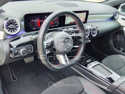 Mercedes-Benz Classe A MERCEDES A 180 d Automatic AMG Line Advanced Plus Bianco usata San Benedetto del Tronto