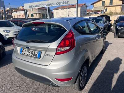 Ford Fiesta VENDUTA NELLA FORMULA “VISTA E PIACIUTA”, PASSAGGIO ESCLUSO Argento usata Giulianova