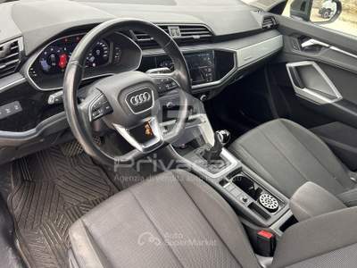 Audi Q3 AUDI Q3 35 TDI quattro S tronic Business Advanced Grigio usata Montesilvano