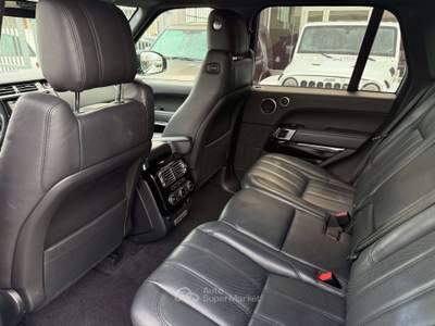Land Rover Range Rover 3.0 tdV6 Vogue auto Bianco usata Lallio
