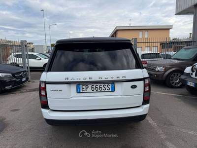 Land Rover Range Rover 3.0 tdV6 Vogue auto Bianco usata Lallio