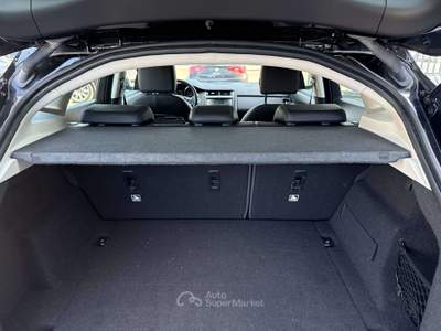 Jaguar E-Pace 2.0d i4  awd 150cv auto Nero usata Lallio
