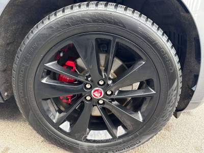 Jaguar F-Pace i4 mhev R-Dynamic HSE awd 204cv / TETTO APRIBILE Grigio usata Lallio
