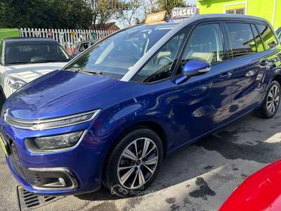 Citroen C4 SpaceTourer S&S Shine 7 POSTI Blu/Azzurro usata Giugliano in Campania