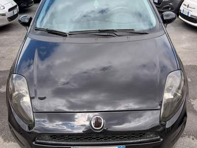 Fiat Punto 75 CV 5 porte Lounge 08/2014 Nero usata Giugliano in Campania