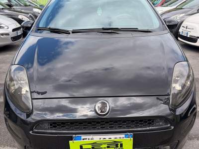 Fiat Punto 75 CV 5 porte Lounge 08/2014 Nero usata Giugliano in Campania