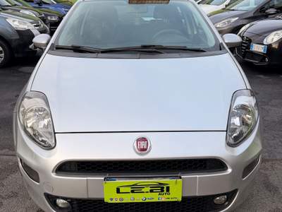Fiat Punto STREET 1.2 8V km 140.000 Anno 2015 Grigio usata Giugliano in Campania