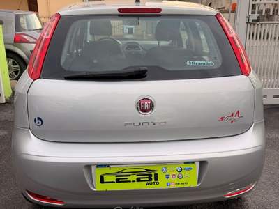 Fiat Punto STREET 1.2 8V km 140.000 Anno 2015 Grigio usata Giugliano in Campania