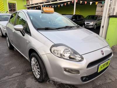 Fiat Punto STREET 1.2 8V km 140.000 Anno 2015 Grigio usata Giugliano in Campania