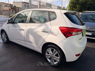 Hyundai ix20 Style 2013 Bianco usata Giugliano in Campania