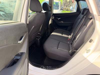Hyundai ix20 Style 2013 Bianco usata Giugliano in Campania