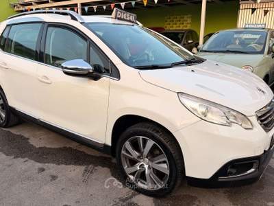 Peugeot 2008 Stop&Start Allure Bianco usata Giugliano in Campania