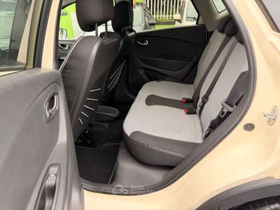 Renault Captur EDC Start&Stop Energy Intens Beige usata Giugliano in Campania