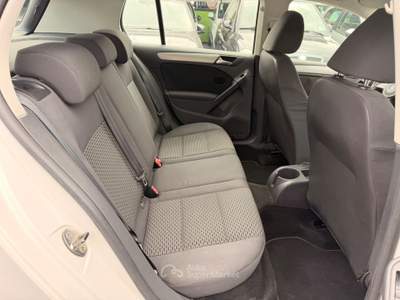 Volkswagen Golf 5p. United 139.000 KM 2011 Bianco usata Giugliano in Campania