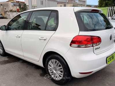 Volkswagen Golf 5p. United 139.000 KM 2011 Bianco usata Giugliano in Campania