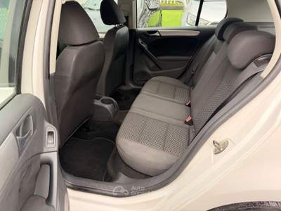 Volkswagen Golf 5p. United 139.000 KM 2011 Bianco usata Giugliano in Campania