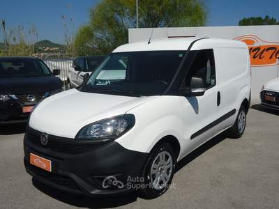Fiat Doblò CARGO 16v 95cv E6 Bianco usata Isernia