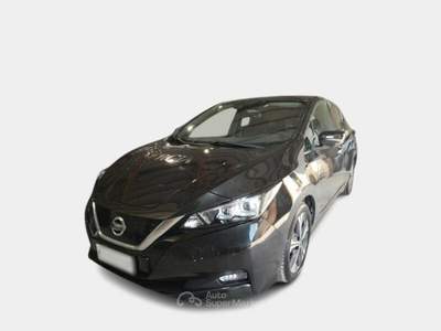 Nissan Leaf NISSAN LEAF BUSINESS 40KWH 5 PORTE BERLINA usata Pozzuoli