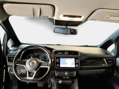 Nissan Leaf NISSAN LEAF BUSINESS 40KWH 5 PORTE BERLINA usata Pozzuoli