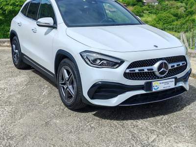 Mercedes-Benz GLA 🚗 Mercedes-Benz GLA 200 163 CV Automatico Bianco usata Giuliano di Roma
