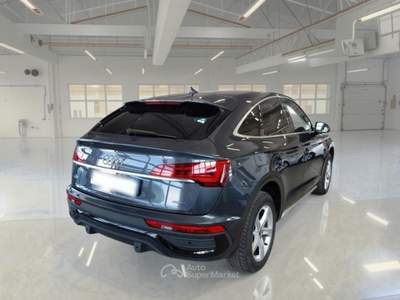 Audi Q5 AUDI Q5 SPORTBACK 40 TDI MHEV BUSINESS ADVANCED QUATTRO S TRONIC SUV usata Verona