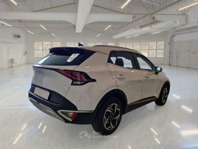 Kia Sportage KIA SPORTAGE 1.6 CRDI MHEV BUSINESS 2WD DCT SUV usata Bari