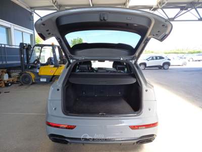 Audi Q5 AUDI Q5 40 TDI MHEV S LINE PLUS QUATTRO S TRONIC SUV usata Verona