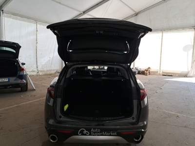 Alfa Romeo Stelvio ALFA ROMEO STELVIO 2.2 TURBO DIESEL 190 CV TI AT8 Q4 SUV usata Verona