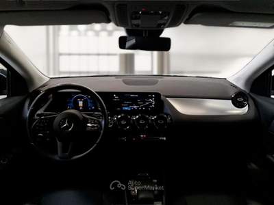 Mercedes-Benz GLA MERCEDES-BENZ CLASSE GLA GLA 180 D AUTOMATIC BUSINESS EXTRA CROSSOVER usata Casei Gerola