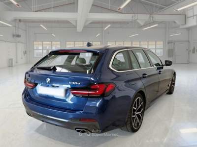 BMW Serie 5 540d BMW SERIE 5 540D 48V XDRIVE M SPORT AUTO TOURING STATION WAGON usata Casei Gerola