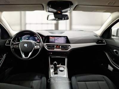 BMW Serie 3 318d BMW SERIE 3 318D 48V BUSINESS ADVANTAGE TOURING AUTO STATION WAGON usata Verona