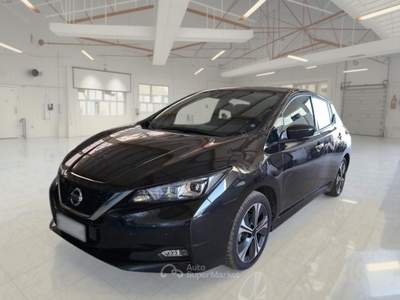 Nissan Leaf NISSAN LEAF BUSINESS 40KWH 5 PORTE BERLINA usata Pozzuoli