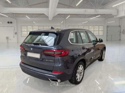 BMW X5 BMW X5 XDRIVE 45E BUSINESS AUTOM. SUV usata Casei Gerola