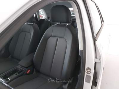 Audi Q3 AUDI Q3 35 TDI S TRONIC BUSINESS SUV usata Bari