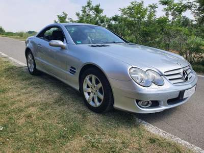 Mercedes-Benz SL Perfettamente tenuta Grigio usata CASALPUSTERLENGO