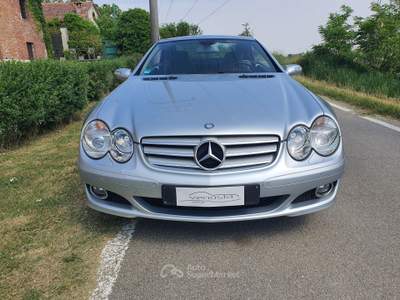 Mercedes-Benz SL Perfettamente tenuta Grigio usata CASALPUSTERLENGO