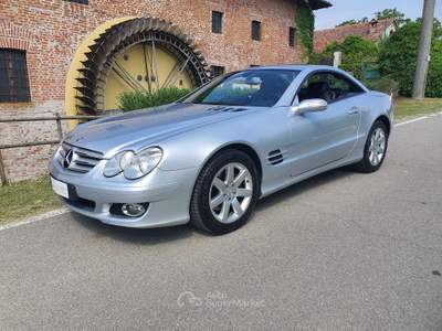 Mercedes-Benz SL Perfettamente tenuta Grigio usata CASALPUSTERLENGO