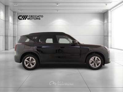 MINI Clubman 1.5 48V C Classic Steptronic Nero usata Padova