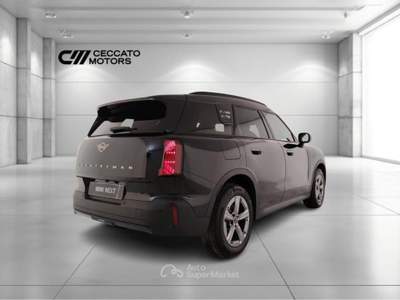 MINI Clubman 1.5 48V C Classic Steptronic Nero usata Padova