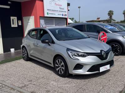 Renault Clio GPL 5 porte Equilibre Argento usata Sant'Anastasia